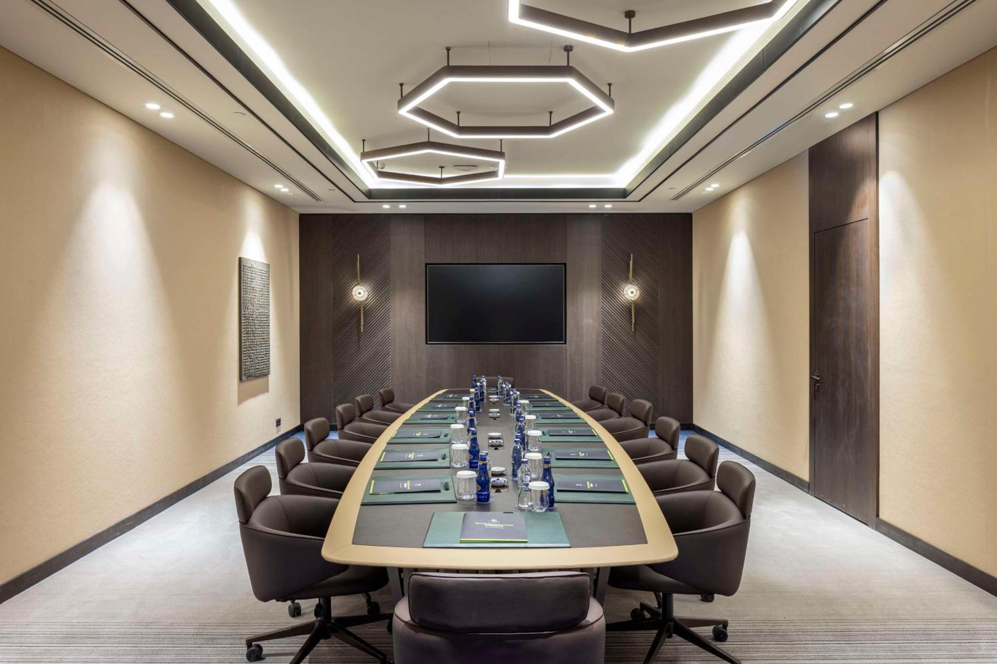 Doubletree By Hilton Sanliurfa Hotel Exterior photo